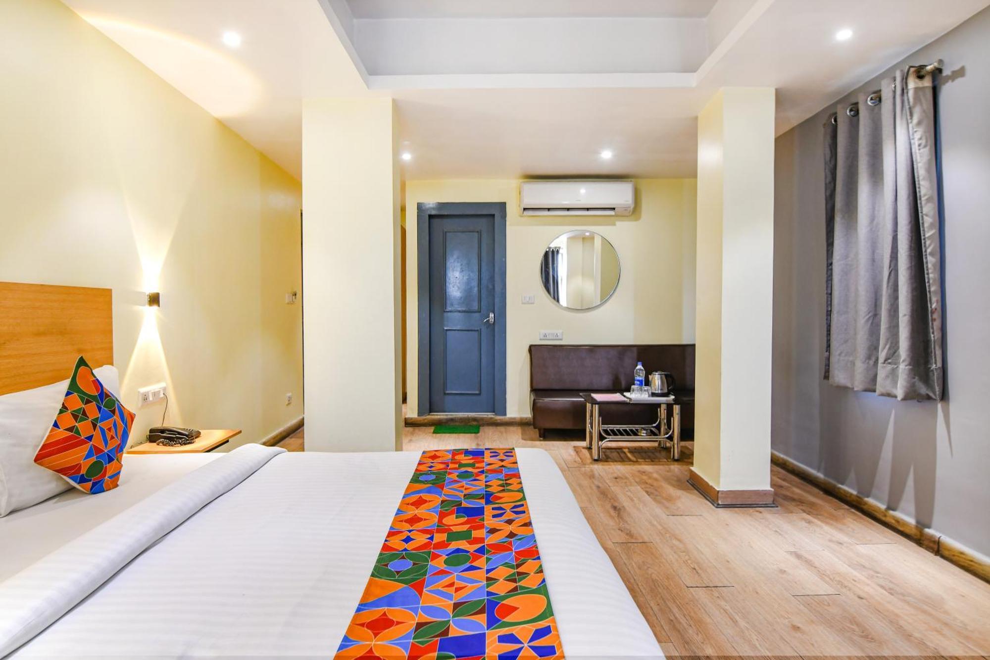 Hotel Super Townhouse Suncitel Near Kolkata Airport Dum Dum Esterno foto