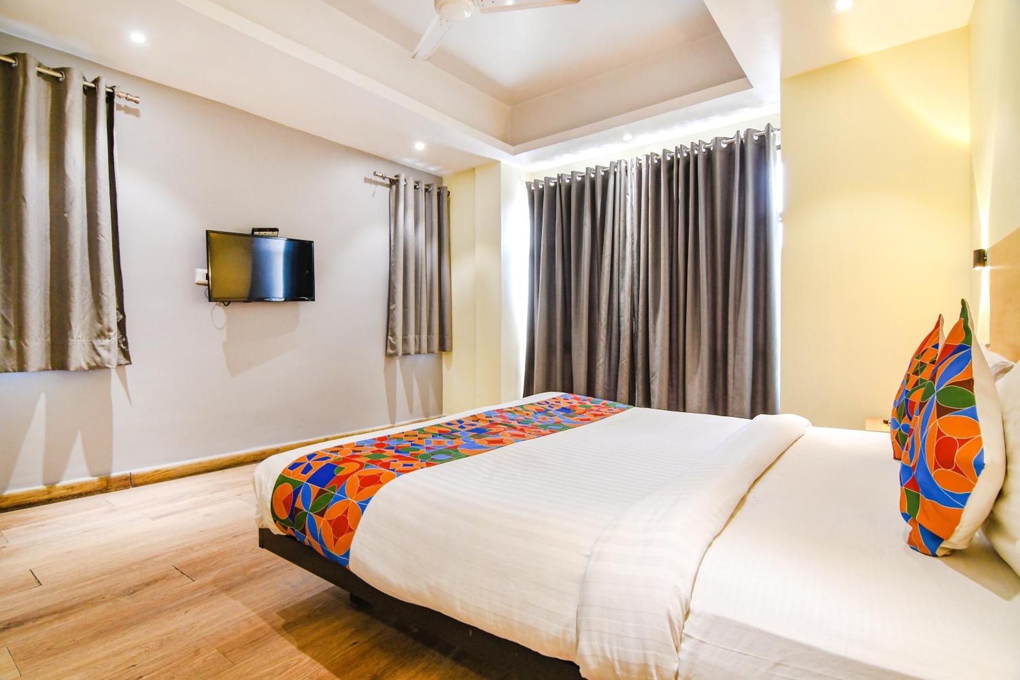 Hotel Super Townhouse Suncitel Near Kolkata Airport Dum Dum Esterno foto