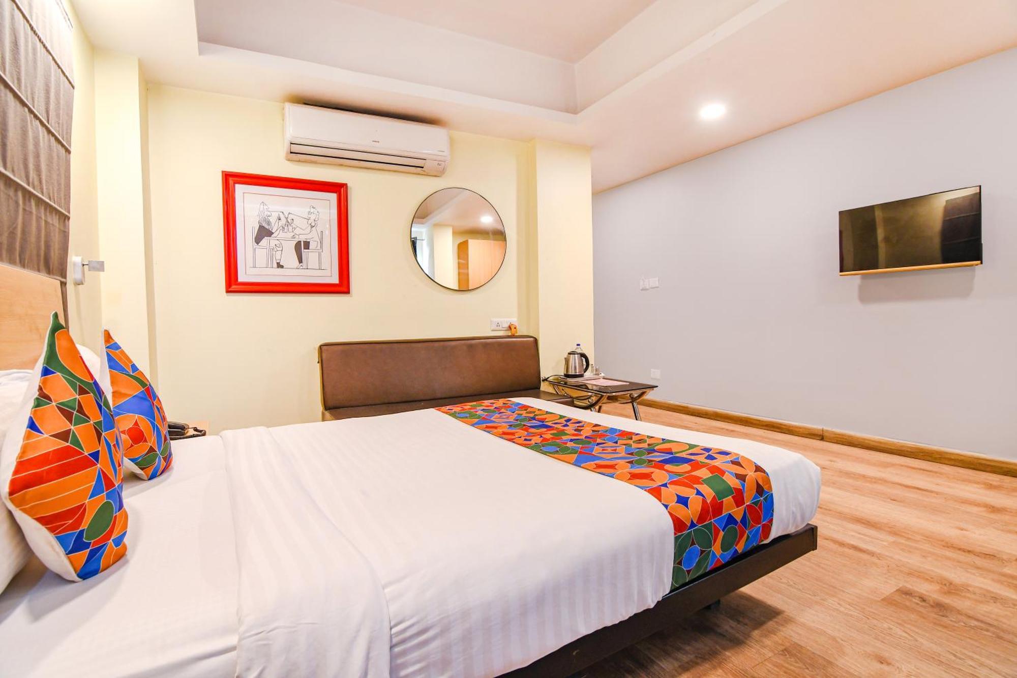 Hotel Super Townhouse Suncitel Near Kolkata Airport Dum Dum Esterno foto