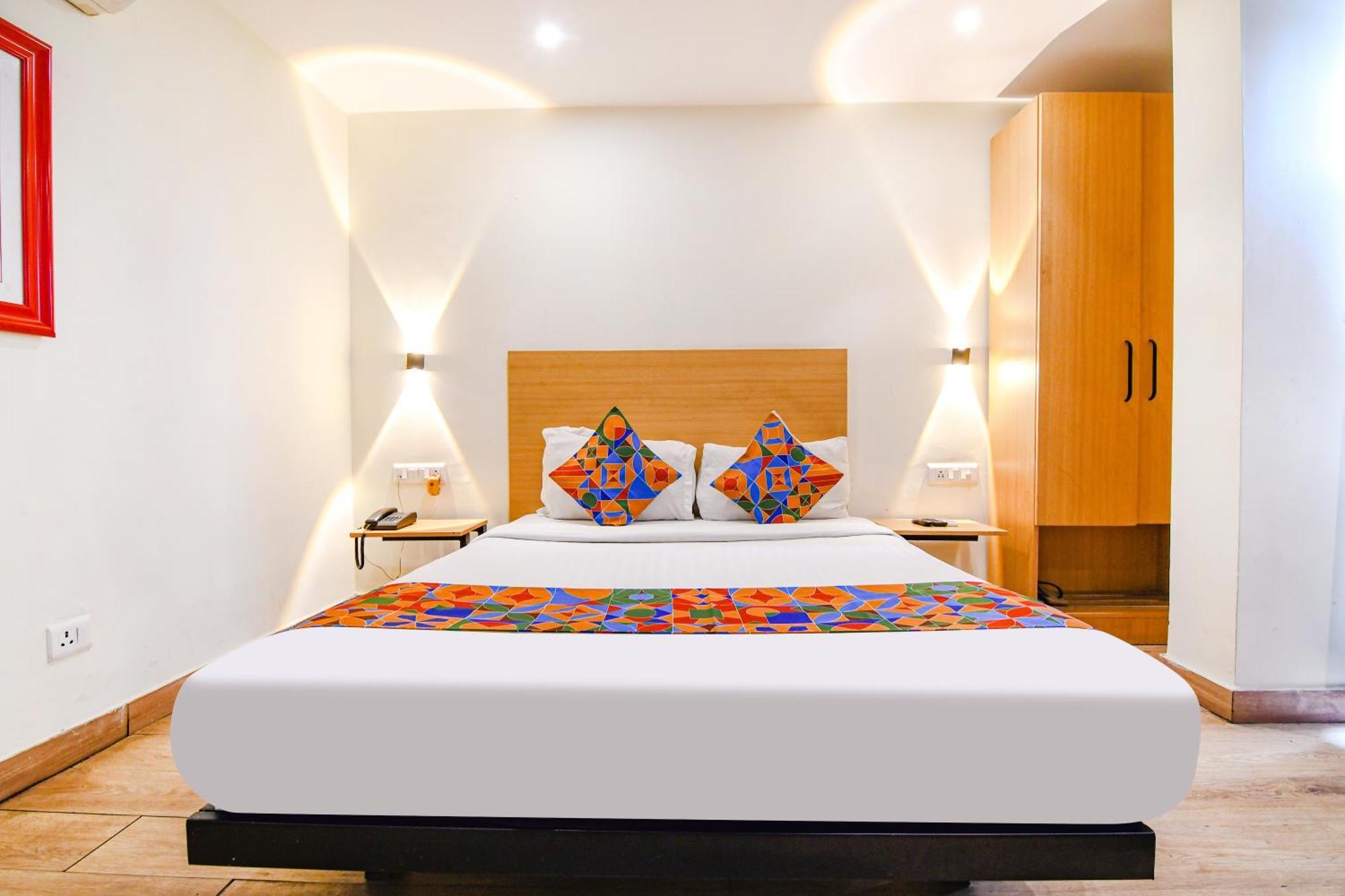 Hotel Super Townhouse Suncitel Near Kolkata Airport Dum Dum Esterno foto