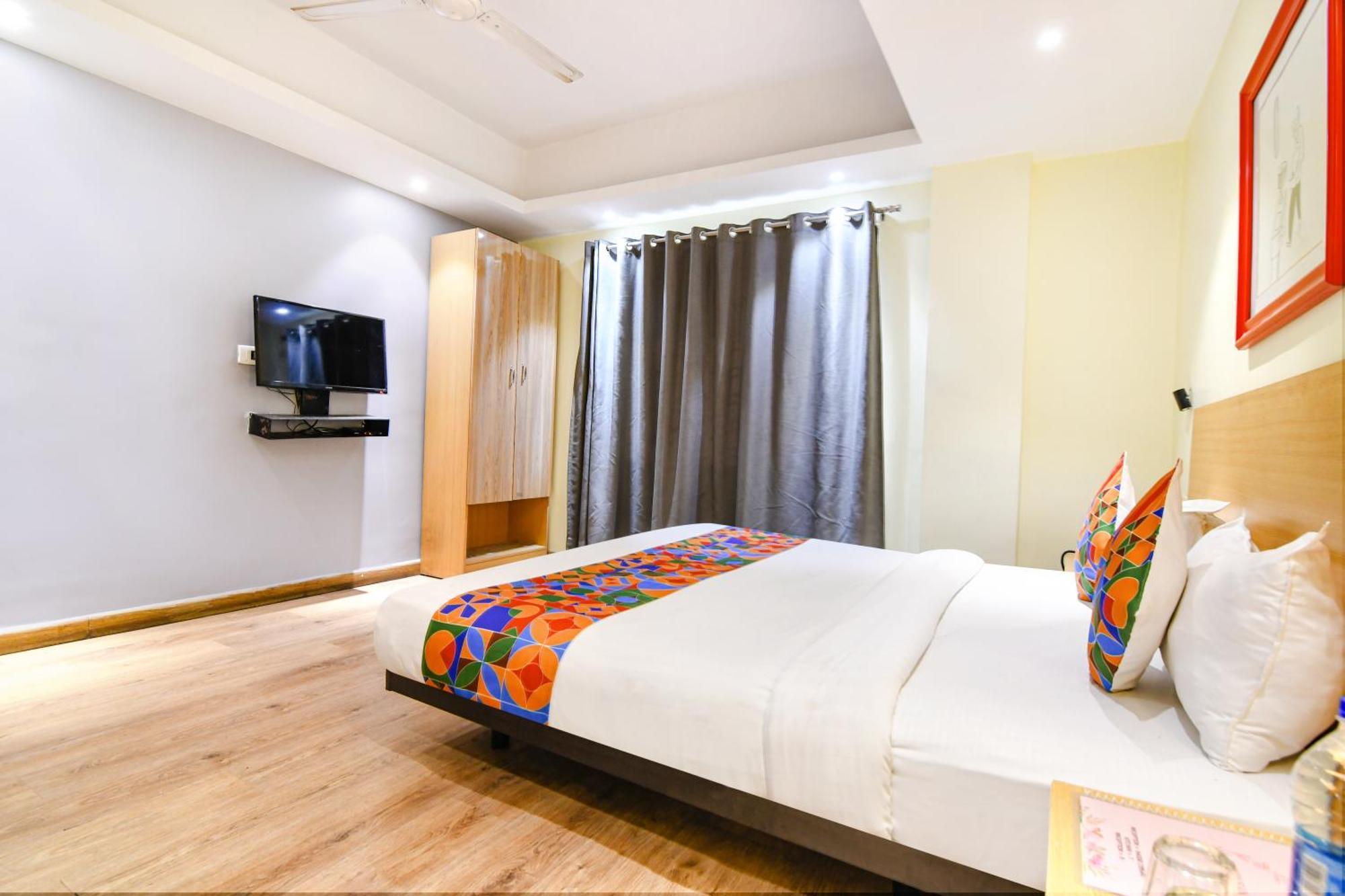 Hotel Super Townhouse Suncitel Near Kolkata Airport Dum Dum Esterno foto