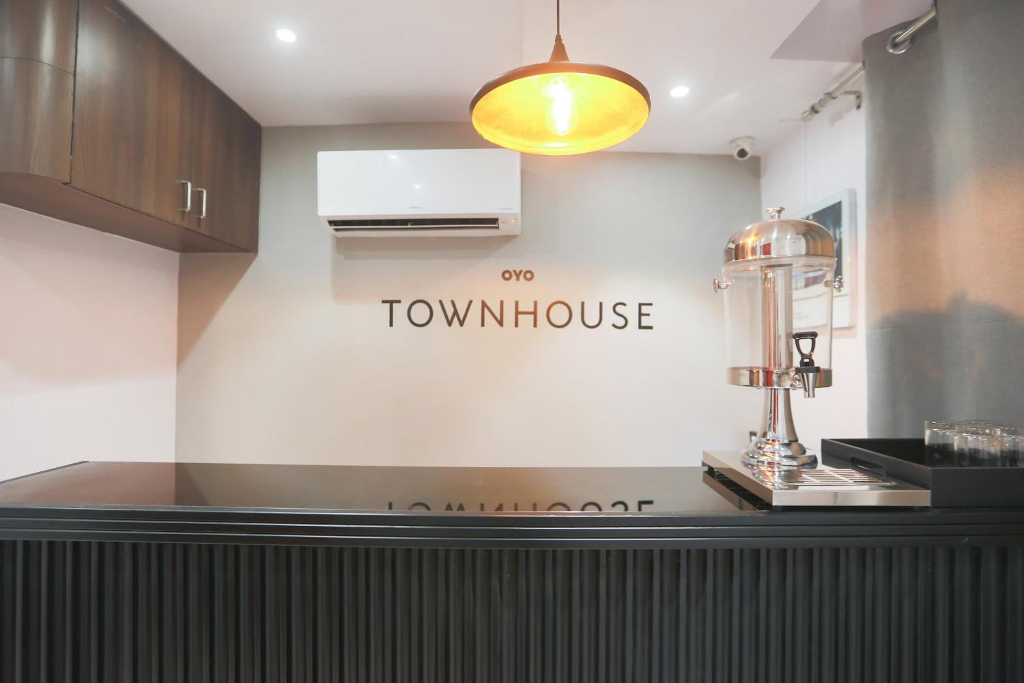 Hotel Super Townhouse Suncitel Near Kolkata Airport Dum Dum Esterno foto